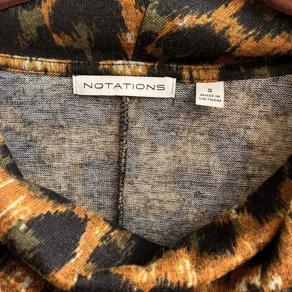NOTATIONS~ WOMANS CHEETAH PRINT BLOUSE~ LG - Picture 2 of 8
